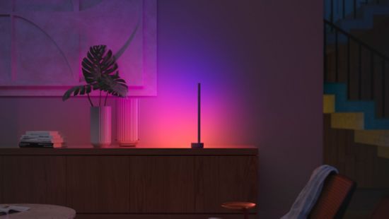 Hue シグネ グラデーション テーブル ランプ - ブラック | Philips Hue JP